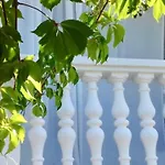 بيت للعطل Spacious House In With Sea View Lukoran