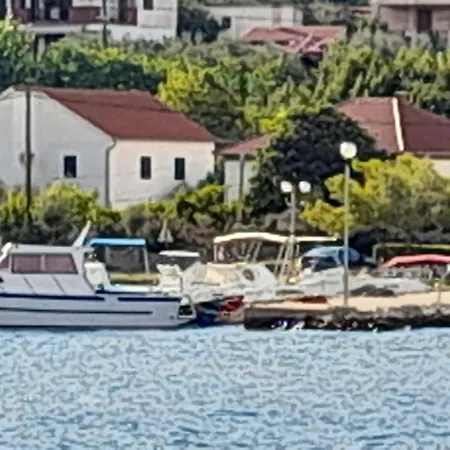 Prázdninový dům Spacious House In With Sea View *