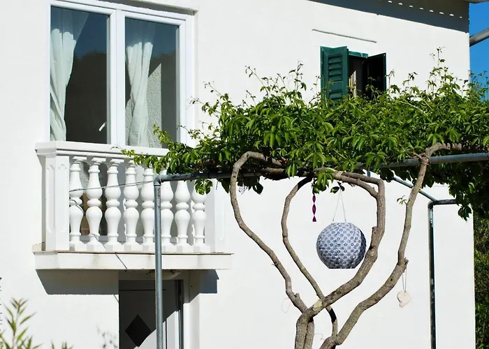 Spacious House In With Sea View Feriehus *