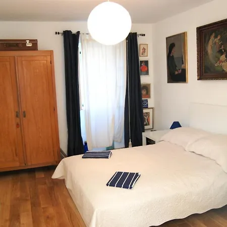 Spacious House In With Sea View * Lukoran