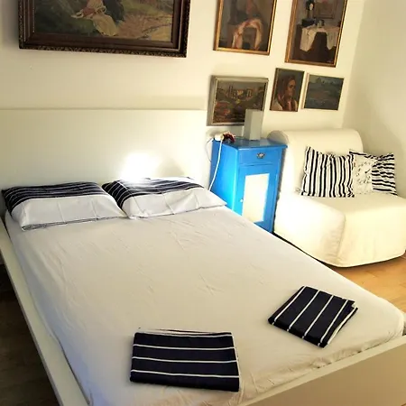Spacious House In With Sea View Holiday home *