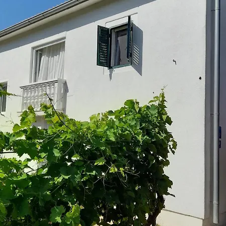 Spacious House In With Sea View Vakantiehuis Lukoran