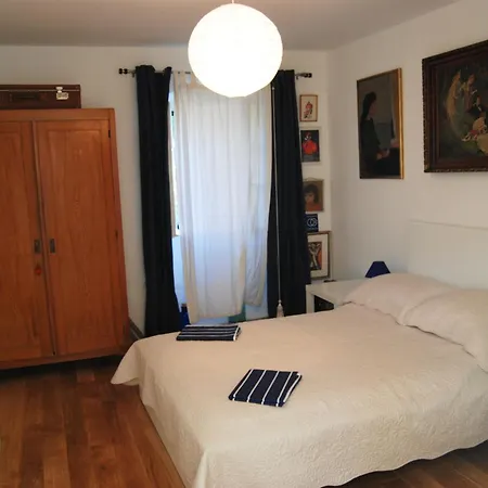 Сasa de vacaciones Spacious House In With Sea View
