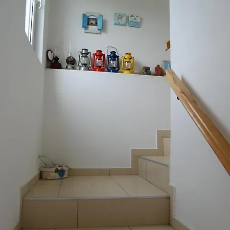 Spacious House In With Sea View * Lukoran