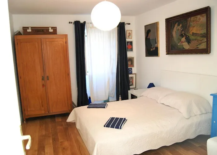 Spacious House In With Sea View * Lukoran