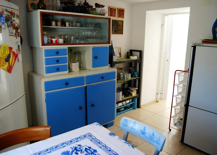 Spacious House In With Sea View بيت للعطل *