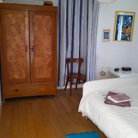 Spacious House In With Sea View Prázdninový dům Lukoran